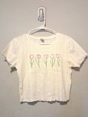 Messy Bun Just Chillin Tee Top Tulip Embroidered Short Sleeve Cotton Garden L